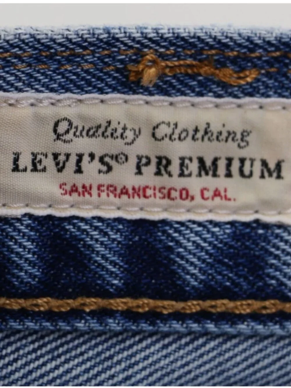 Levis new tags